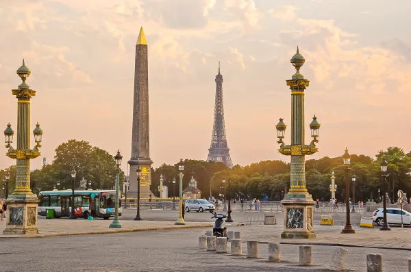 Private tour at the Champs Elysées, রোমেন বাউচাউড