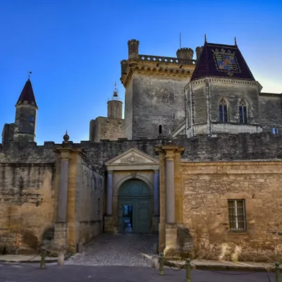 Uzès
