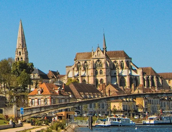 Read more about the article The abbey Saint-Germain of Auxerre