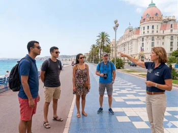 Laure : tour guide in Nice