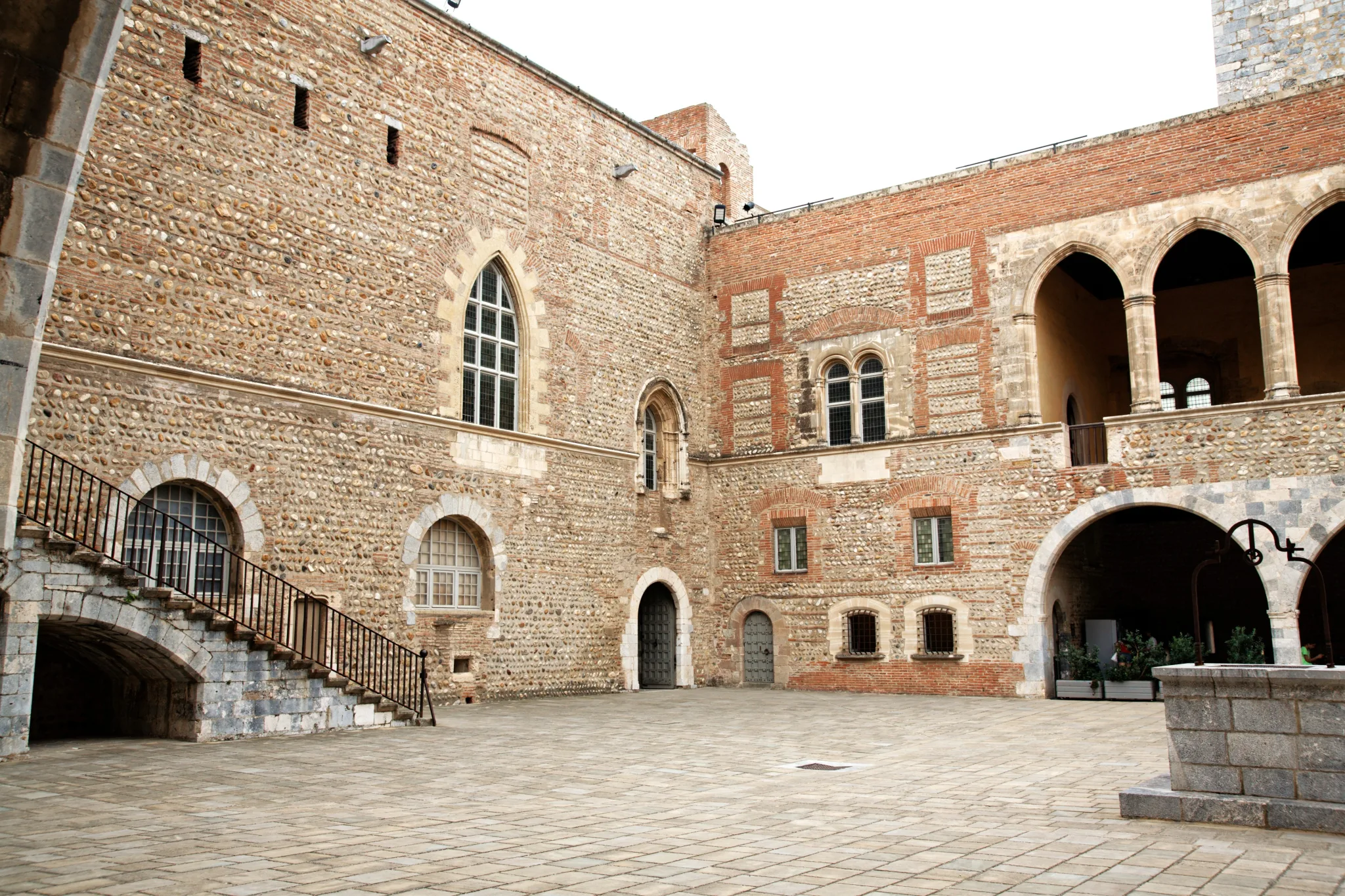 Visit the palace of the Kings of Majorca, Romain Bouchaud