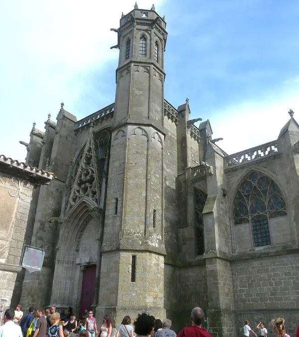 Guide in Carcassonne
