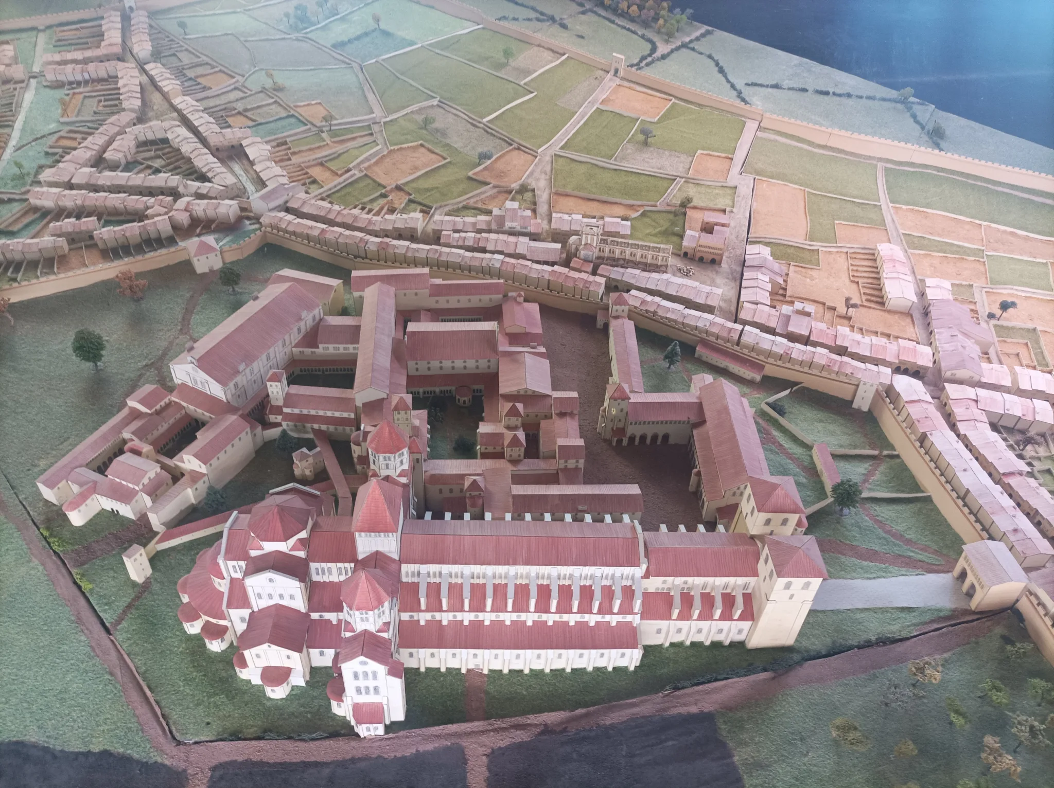 Visit Cluny, Romain Bouchaud