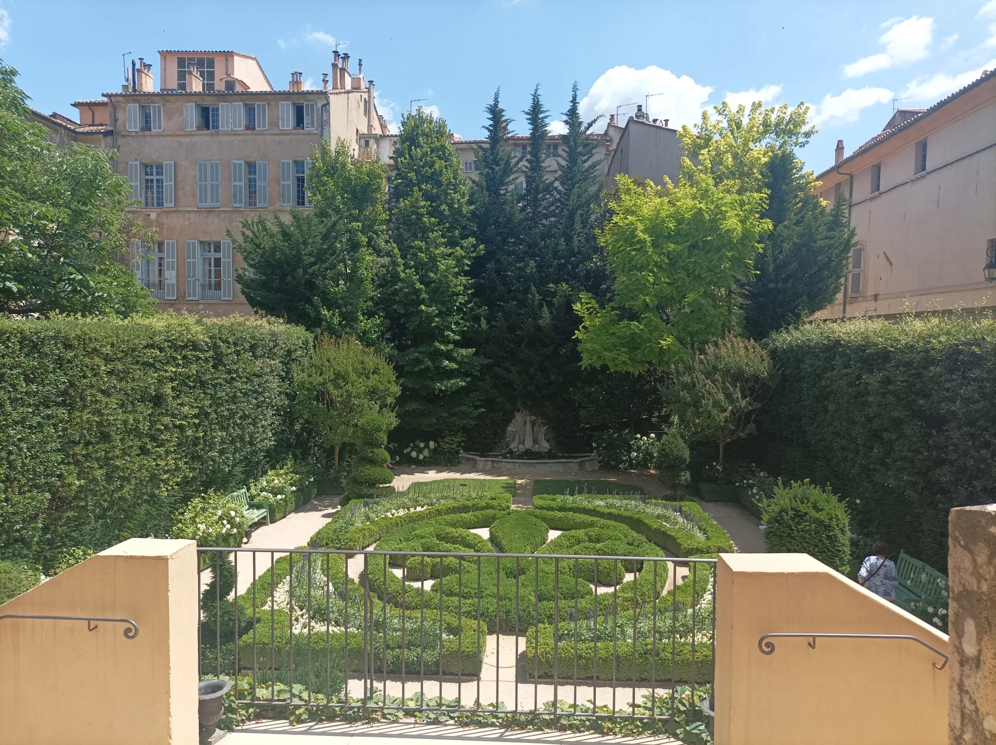 Hôtel de Caumont, Romain Bouchaud