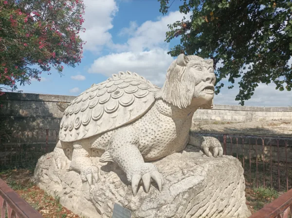 Guided tour of Tarascon, Romain Bouchaud
